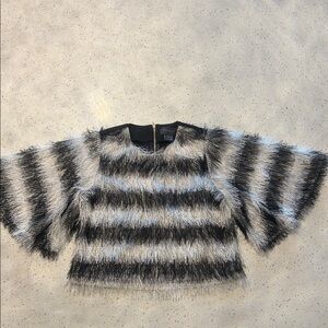 Gracia Black and Gray Textured Top